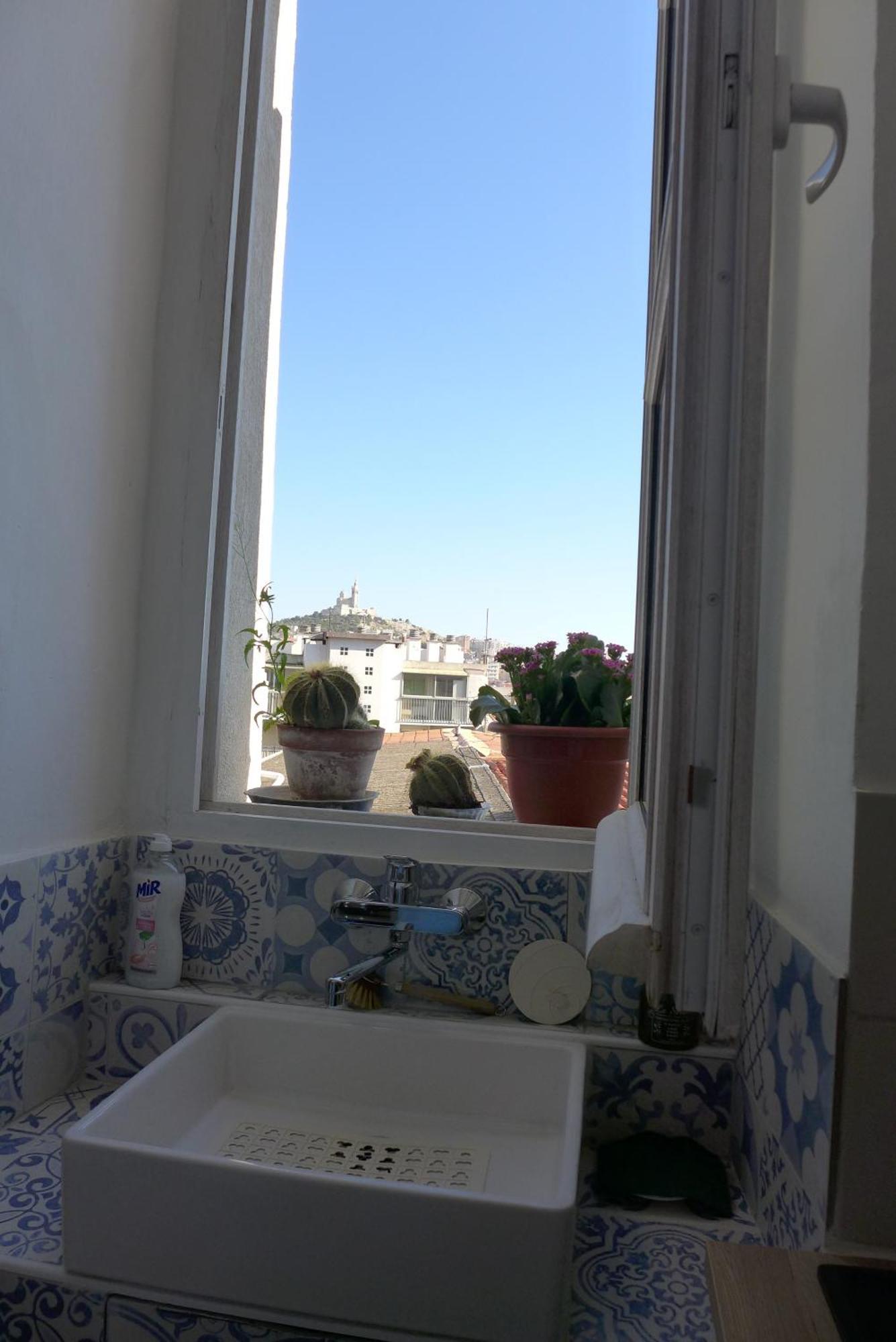 Beau T2 Historique-Panier/Vieux Port-60M2 Avec Vue Apartment Marseille Exterior photo
