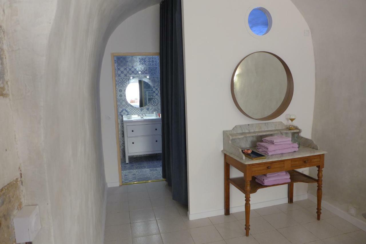 Beau T2 Historique-Panier/Vieux Port-60M2 Avec Vue Apartment Marseille Exterior photo